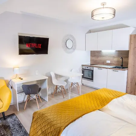 Boutique Apartments Old Town Apartment *