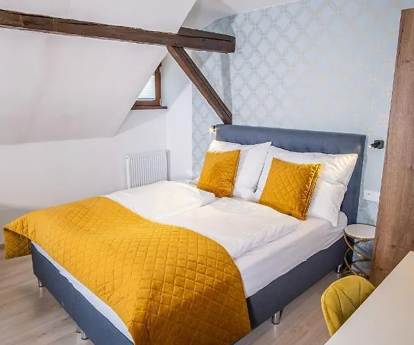 Boutique Old Town 체스케부데요비체